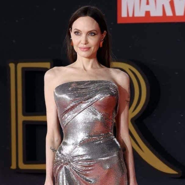 Angelina Jolie en la Alfombra Roja 1